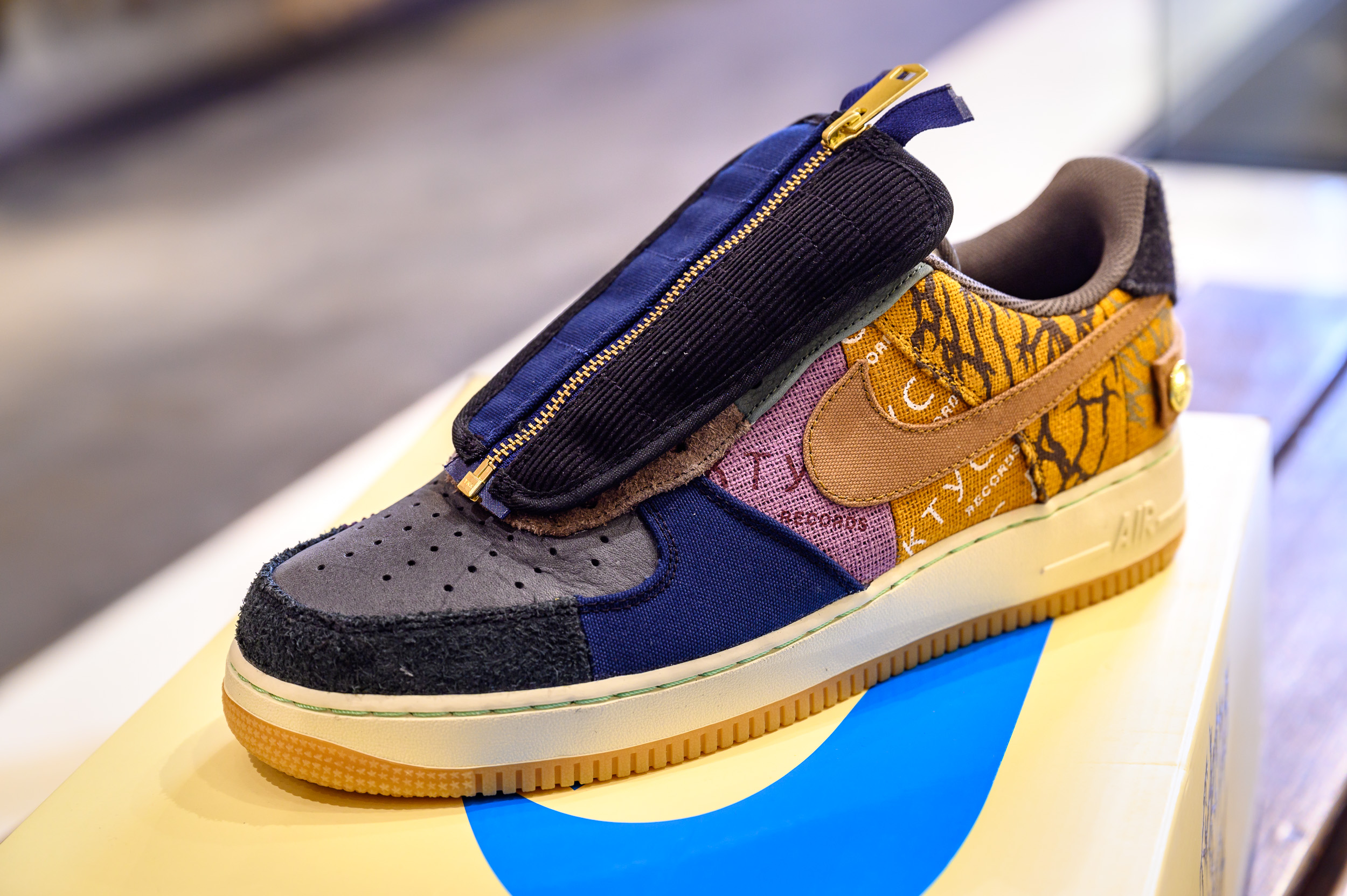 travis scott cactus jack air force 1